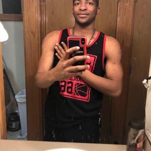 Meet your Posher, Adrian